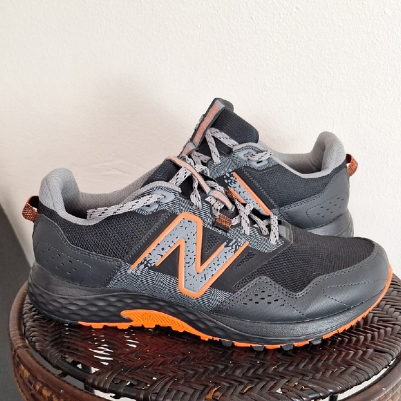 New Balance T410 Charcoal and Orange Athletic Shoes Men Size 10.5 4 E - Picture 1 of 10